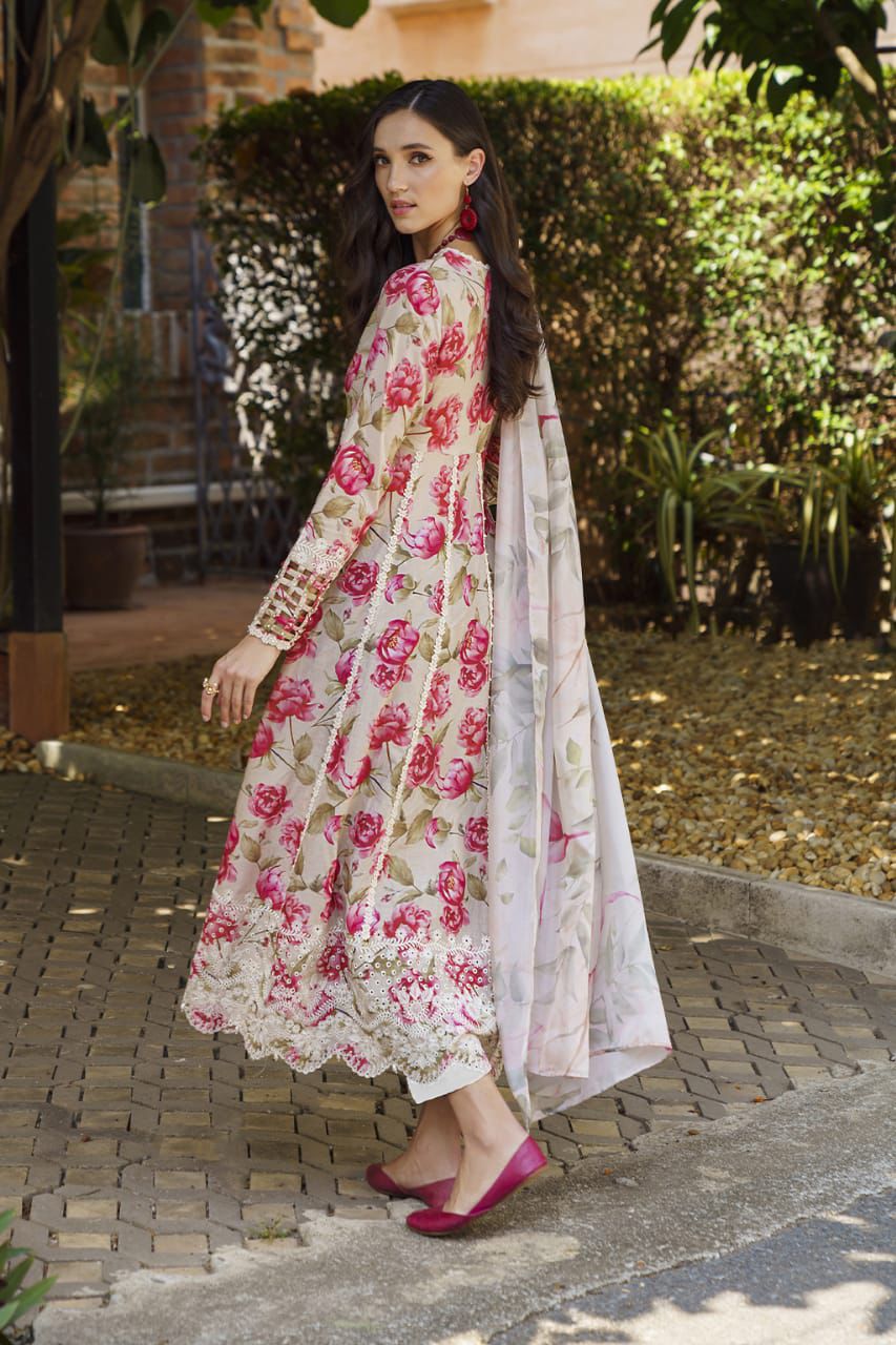 Iznik Floral Lawn Collection